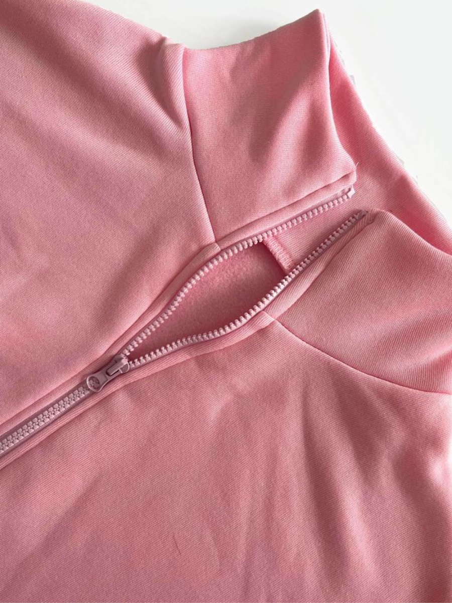 sweatshirt och träningsbyxor