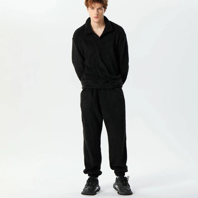 Fuzzy Fleece sweatshirt med lå nga ärmar och lå nga byxor