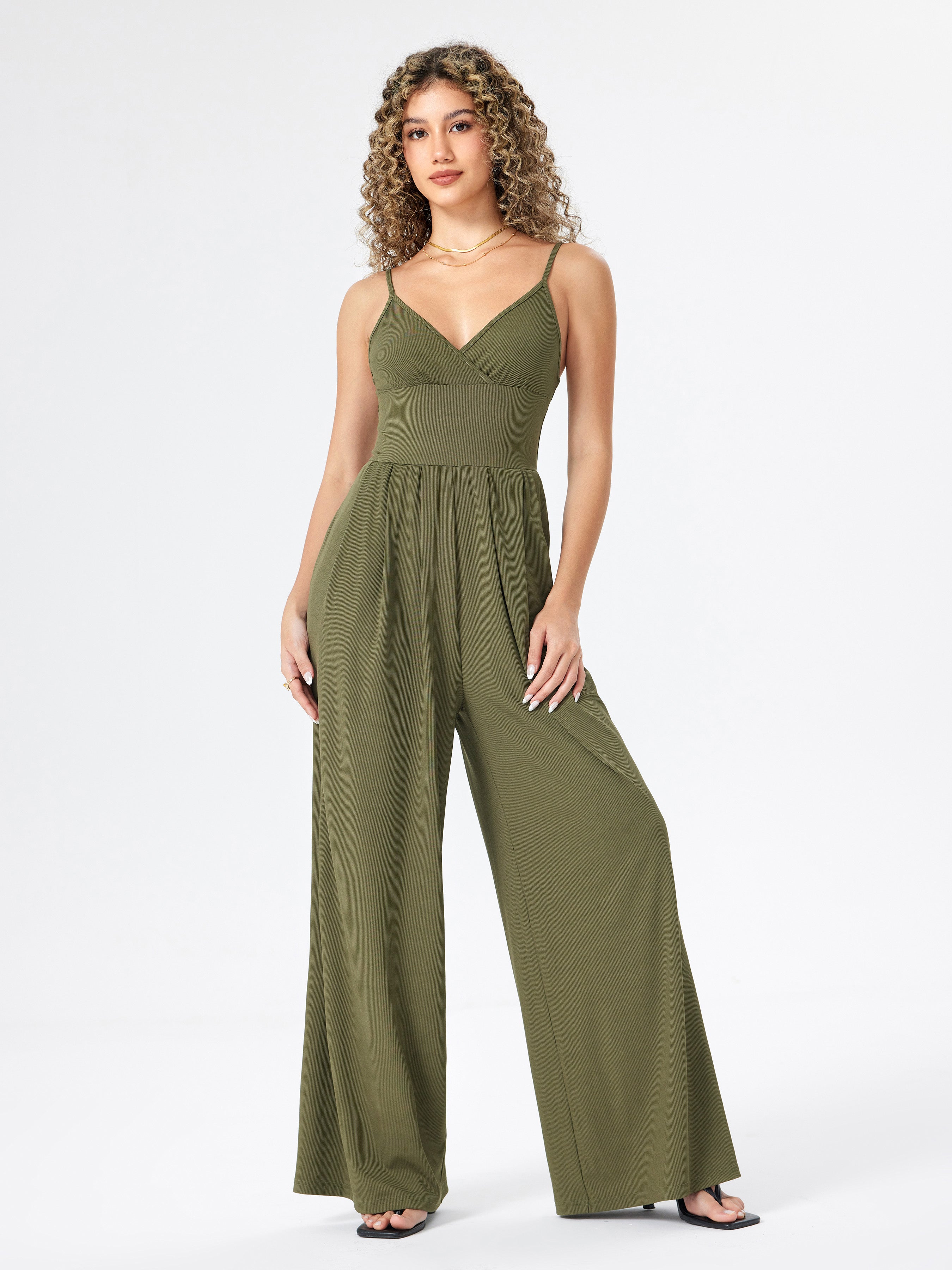 Jumpsuit med V-ringning och vida ben