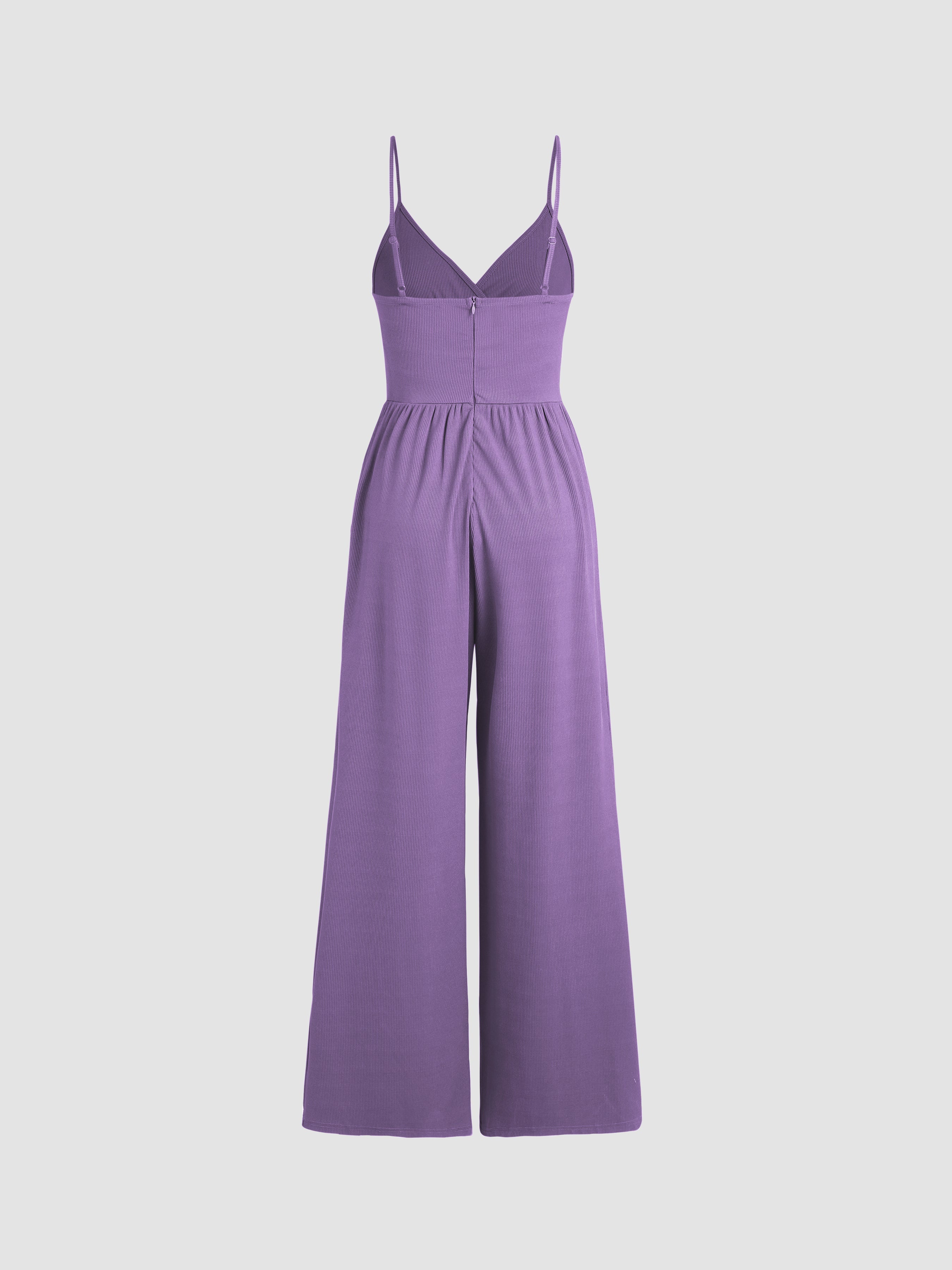 Jumpsuit med V-ringning och vida ben