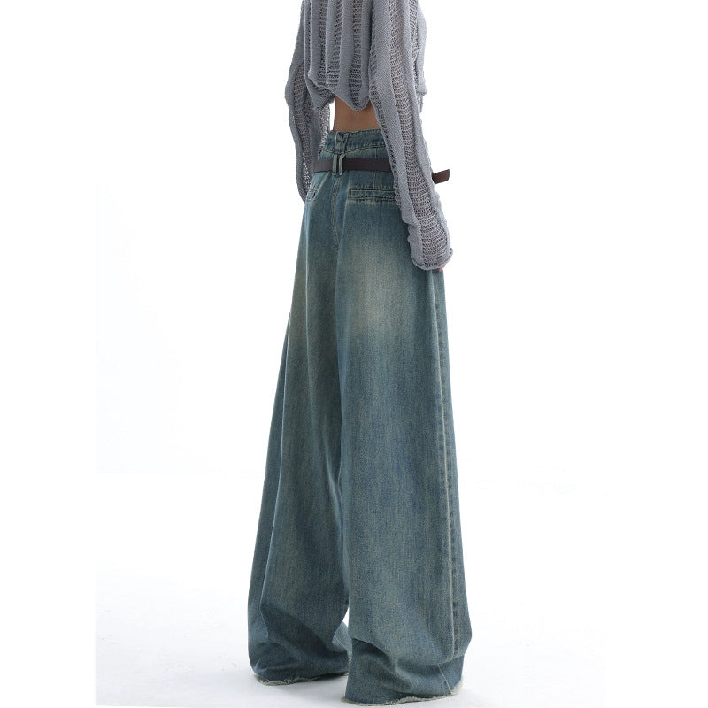 Tvättade lösa jeans med rå kant