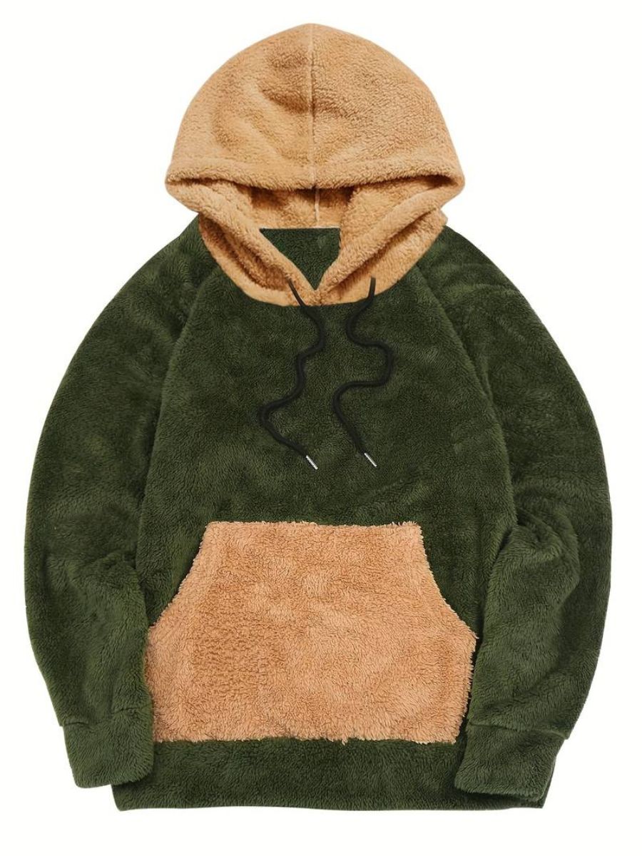 fluffig hoodie och träningsbyxor