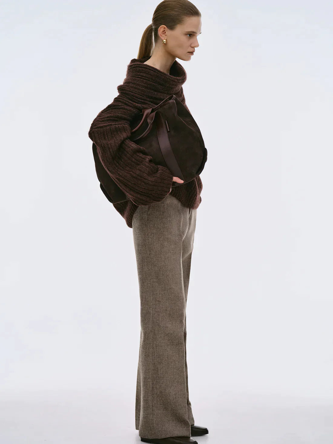 Oversized stickad tröja med high roll