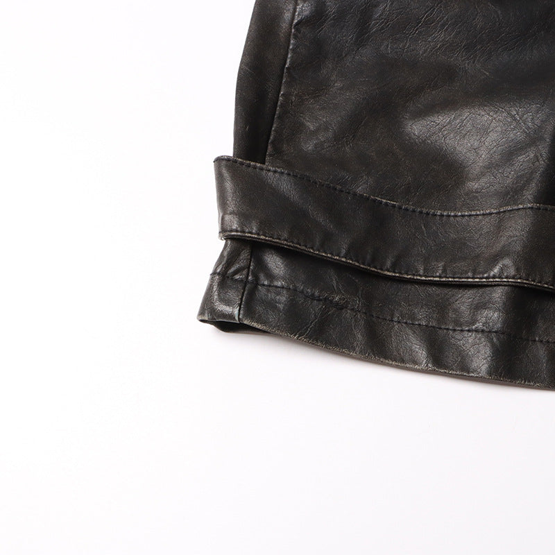 Lösa byxor i läder