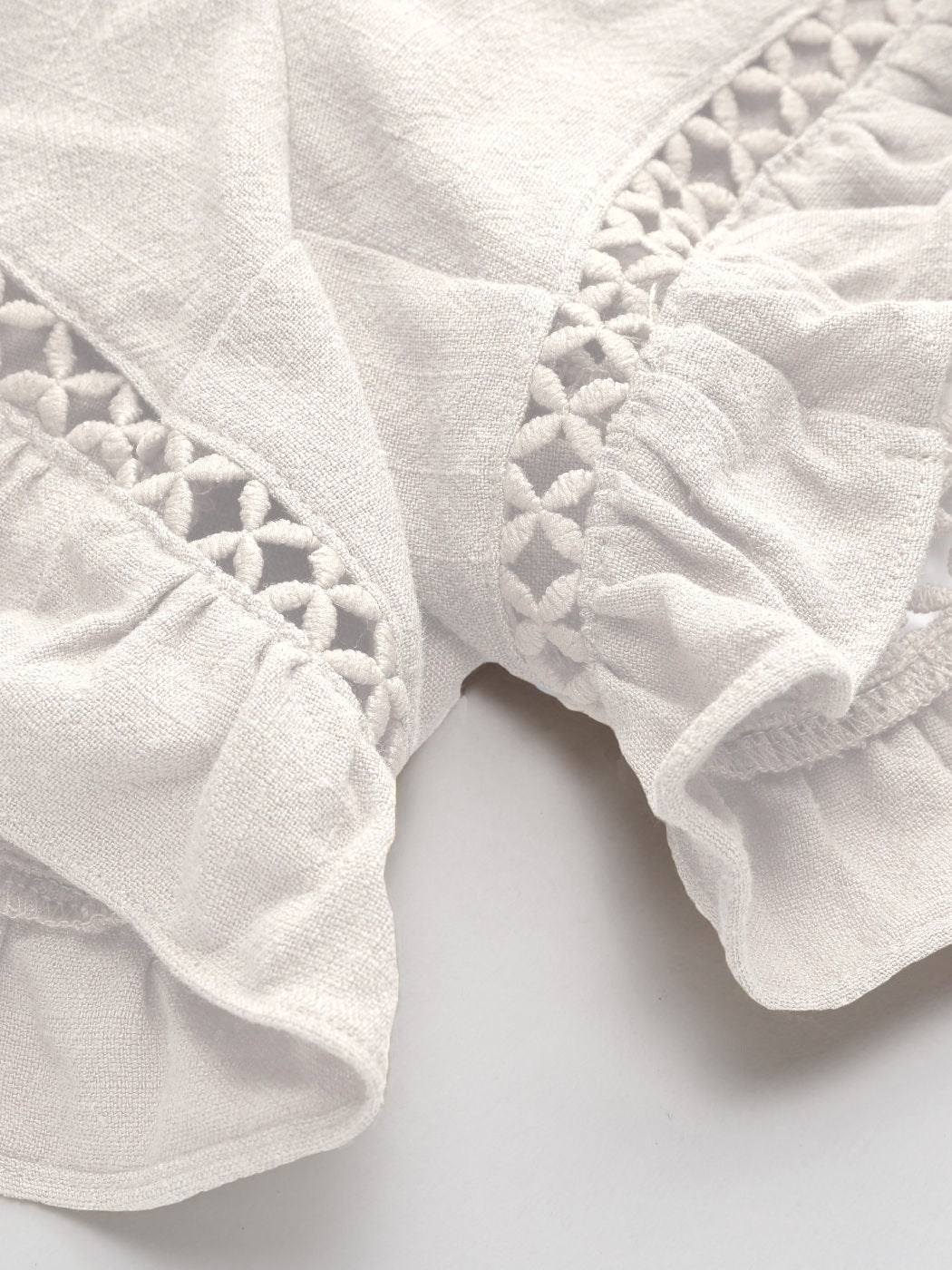 Casual elegant vit klänning med textur