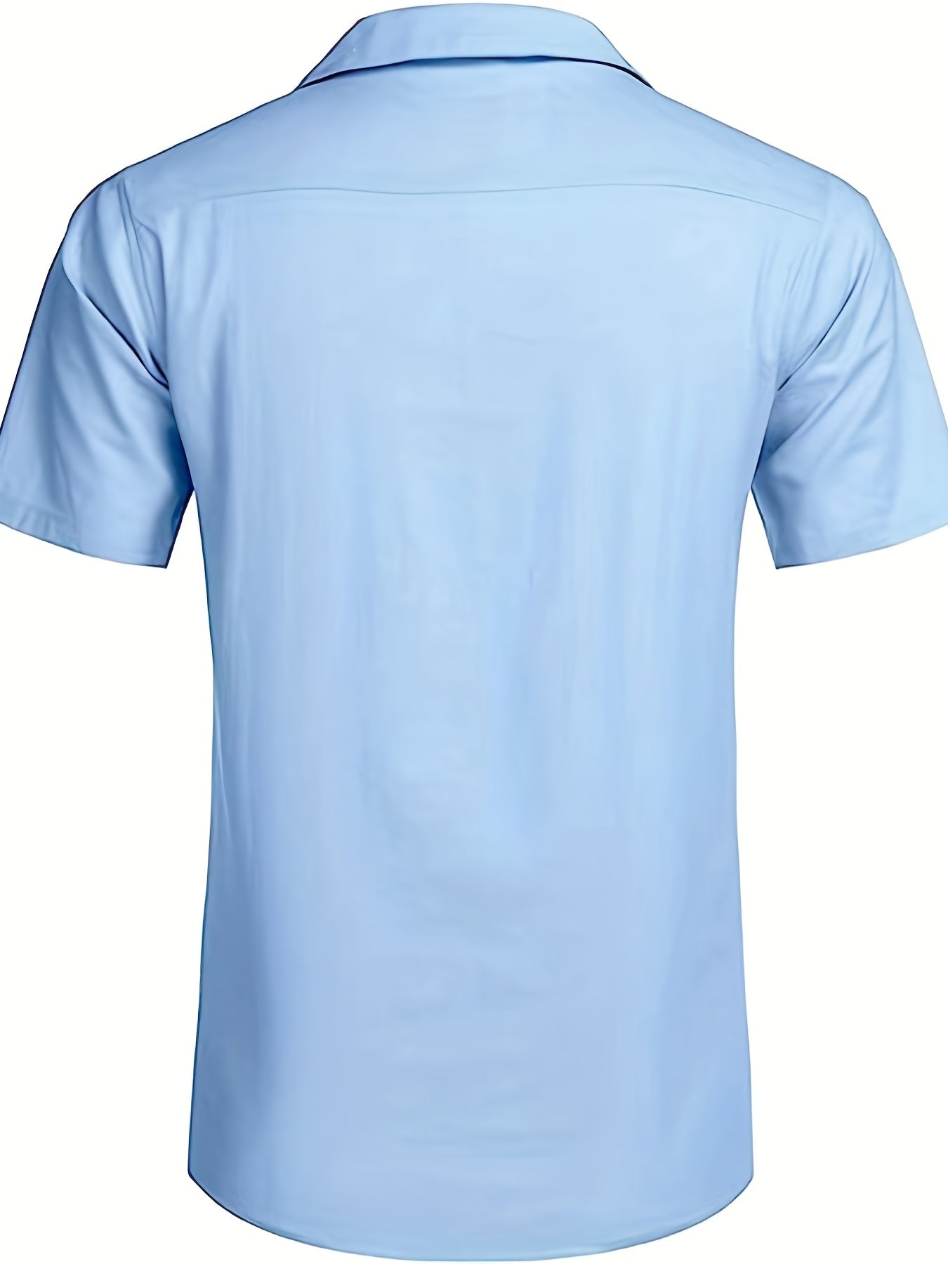 Avslappnad, lätt stretchig lös skjorta med korta ärmar och slag