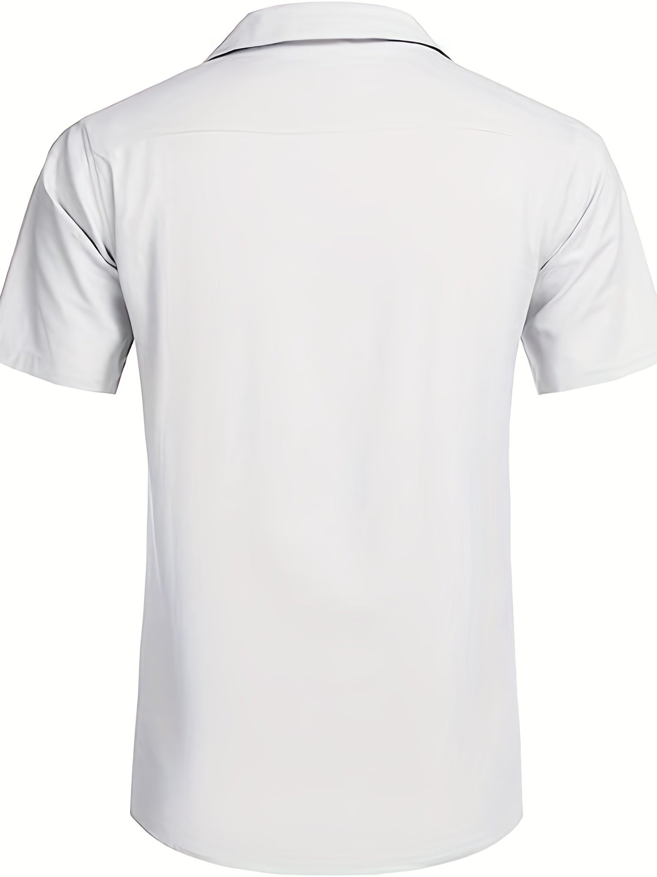 Avslappnad, lätt stretchig lös skjorta med korta ärmar och slag