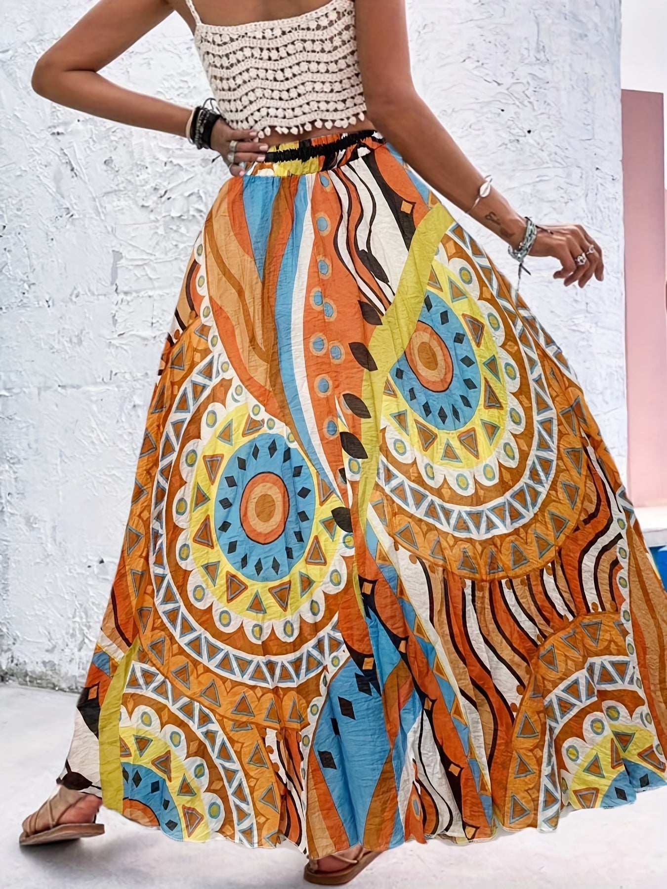 Plisserade kjolar med prickar för sommaren