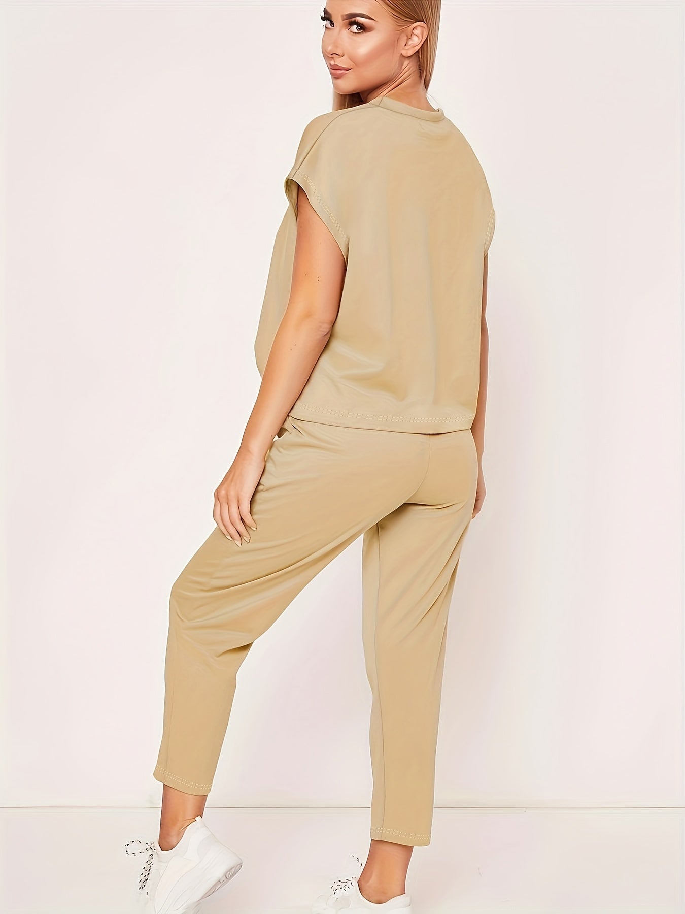 Casual kortärmad topp och byxor för kvinnor