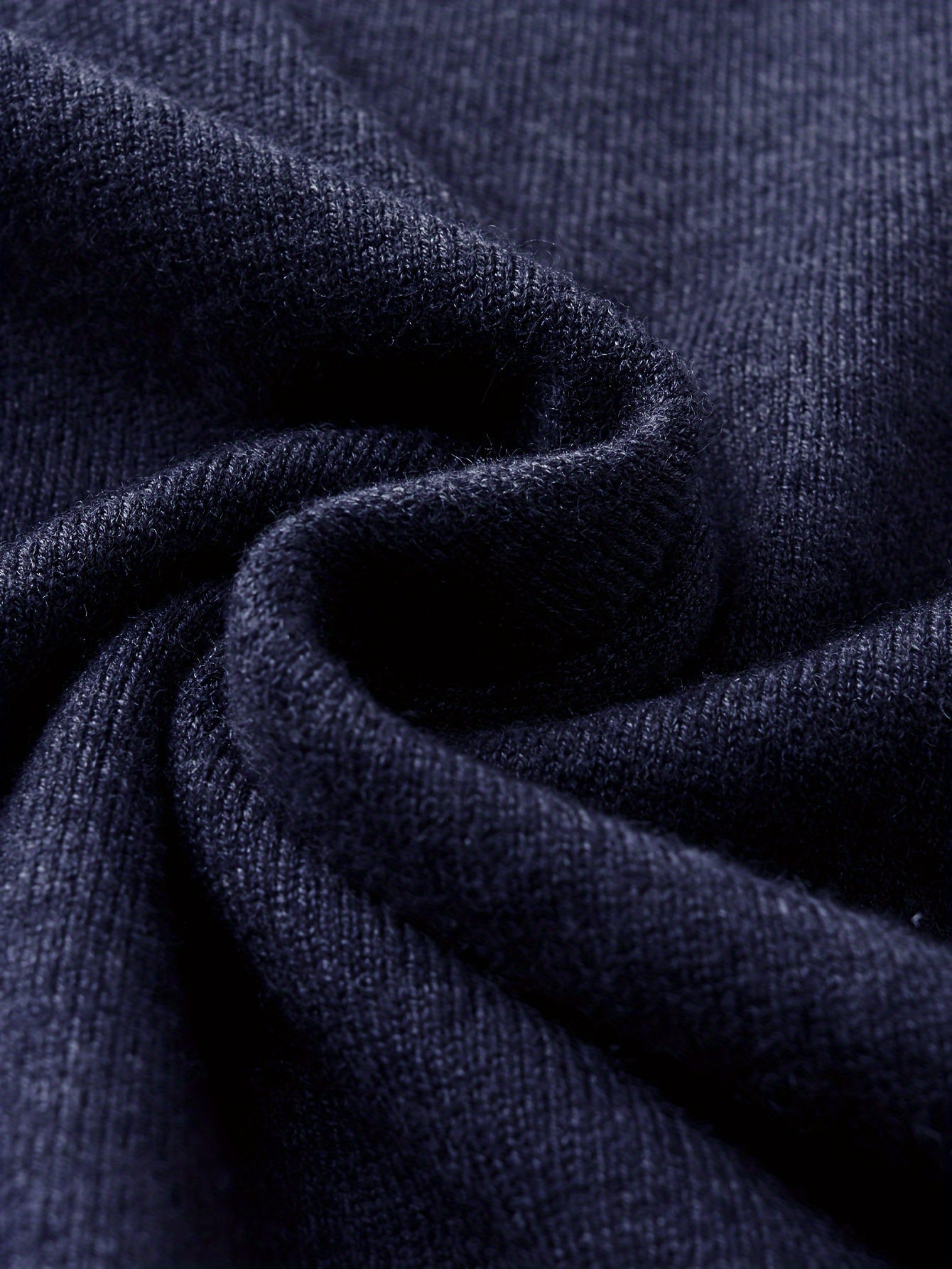 Stickad ulltröja för män