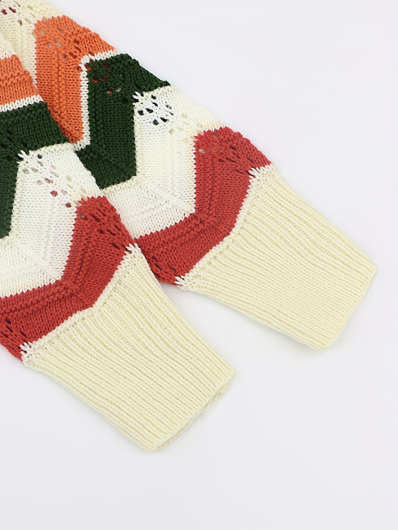 Tröja med linjär design