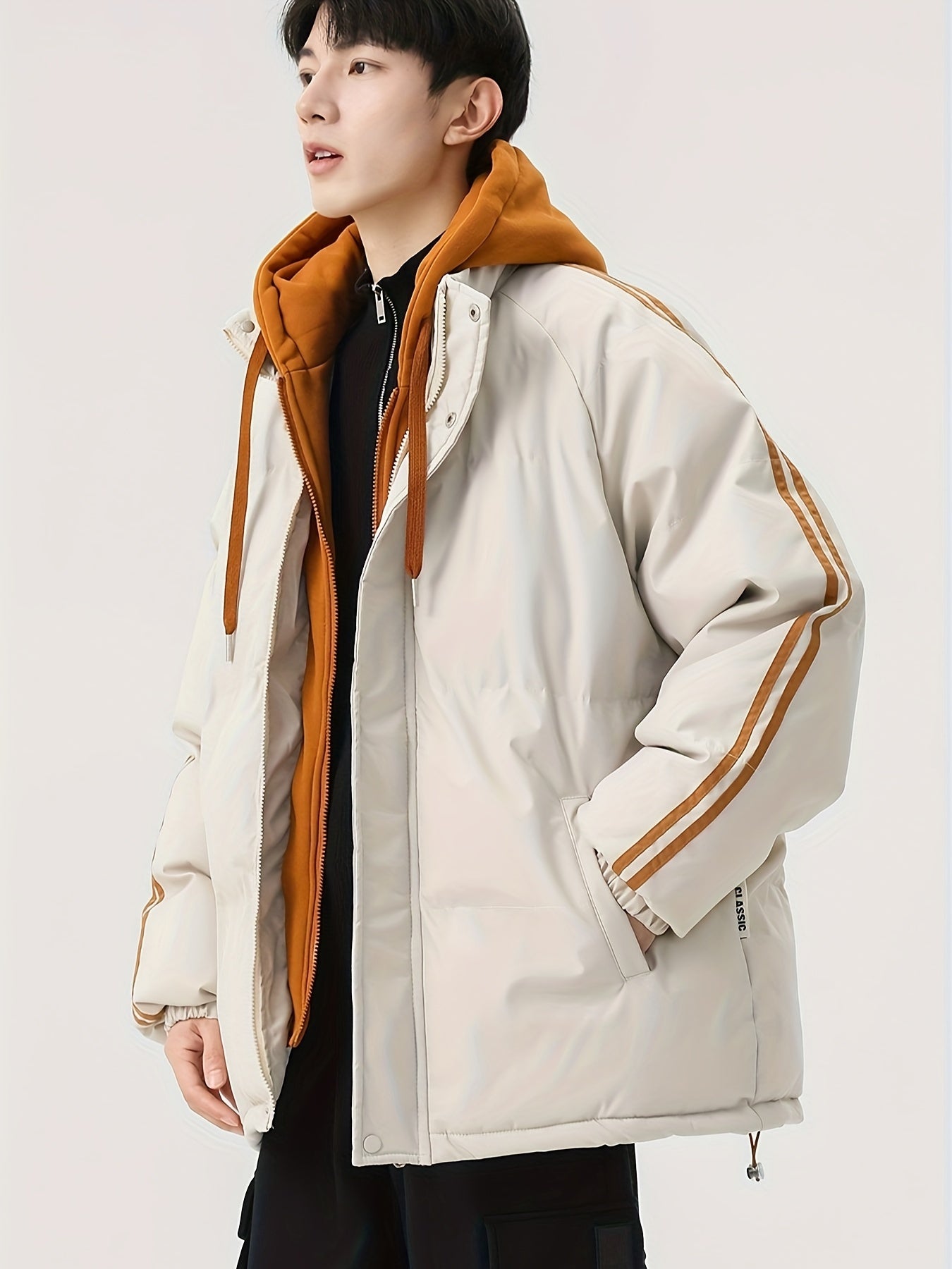 Vadderad jacka med huva