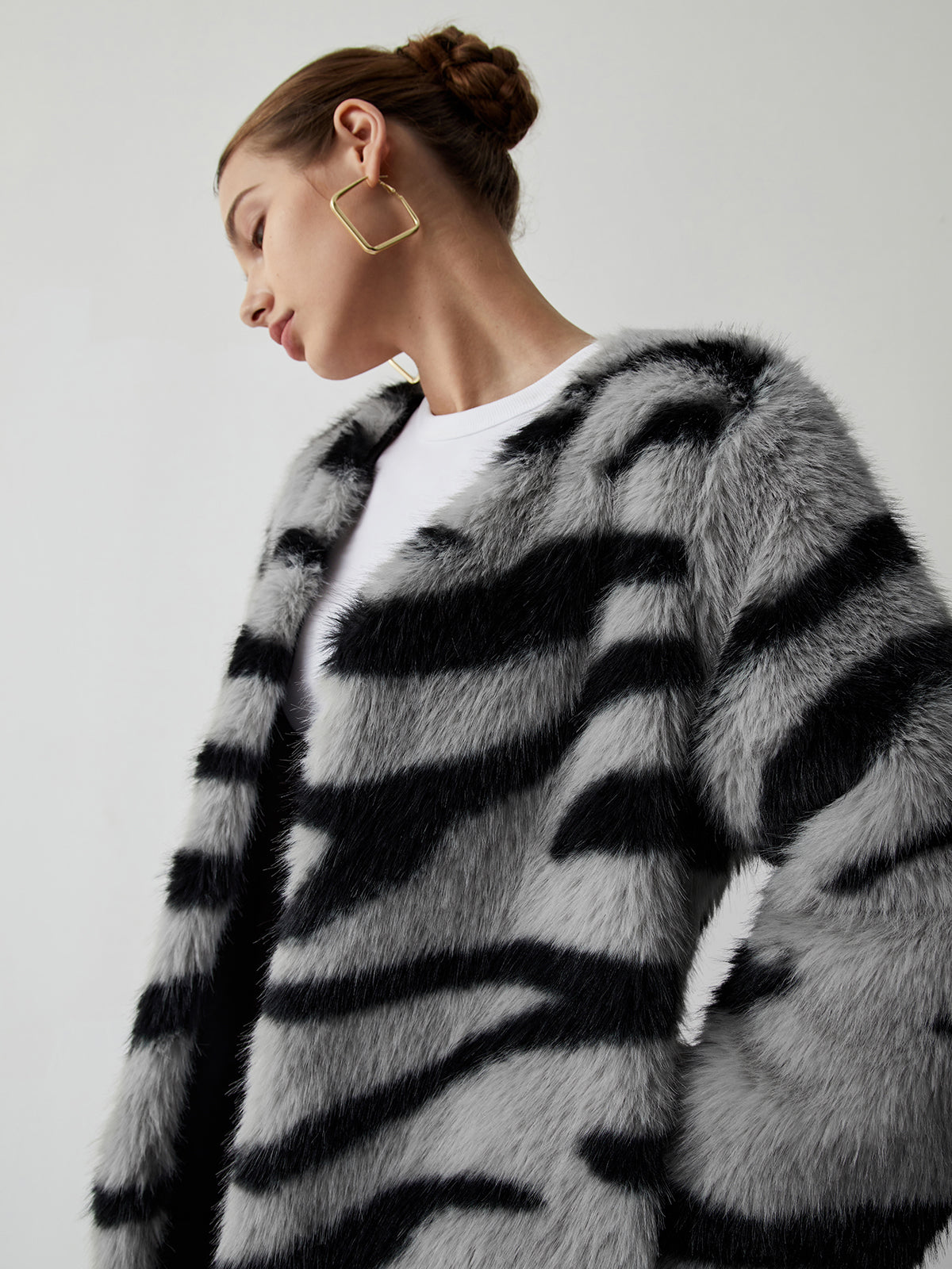 Grå  fluffig tröja