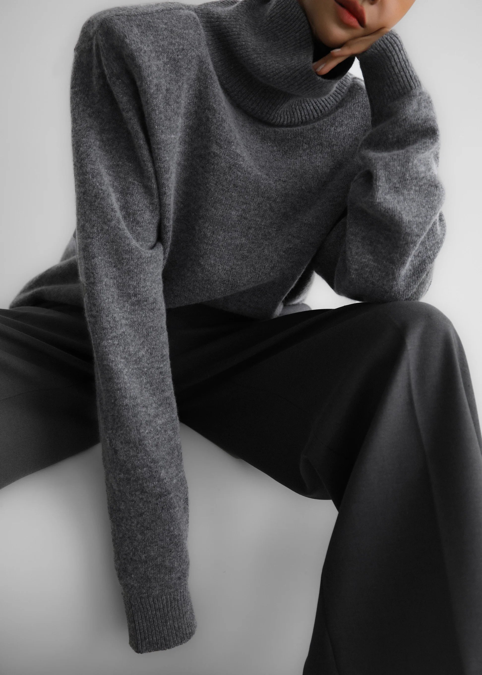 Klassiska byxor med vida ben