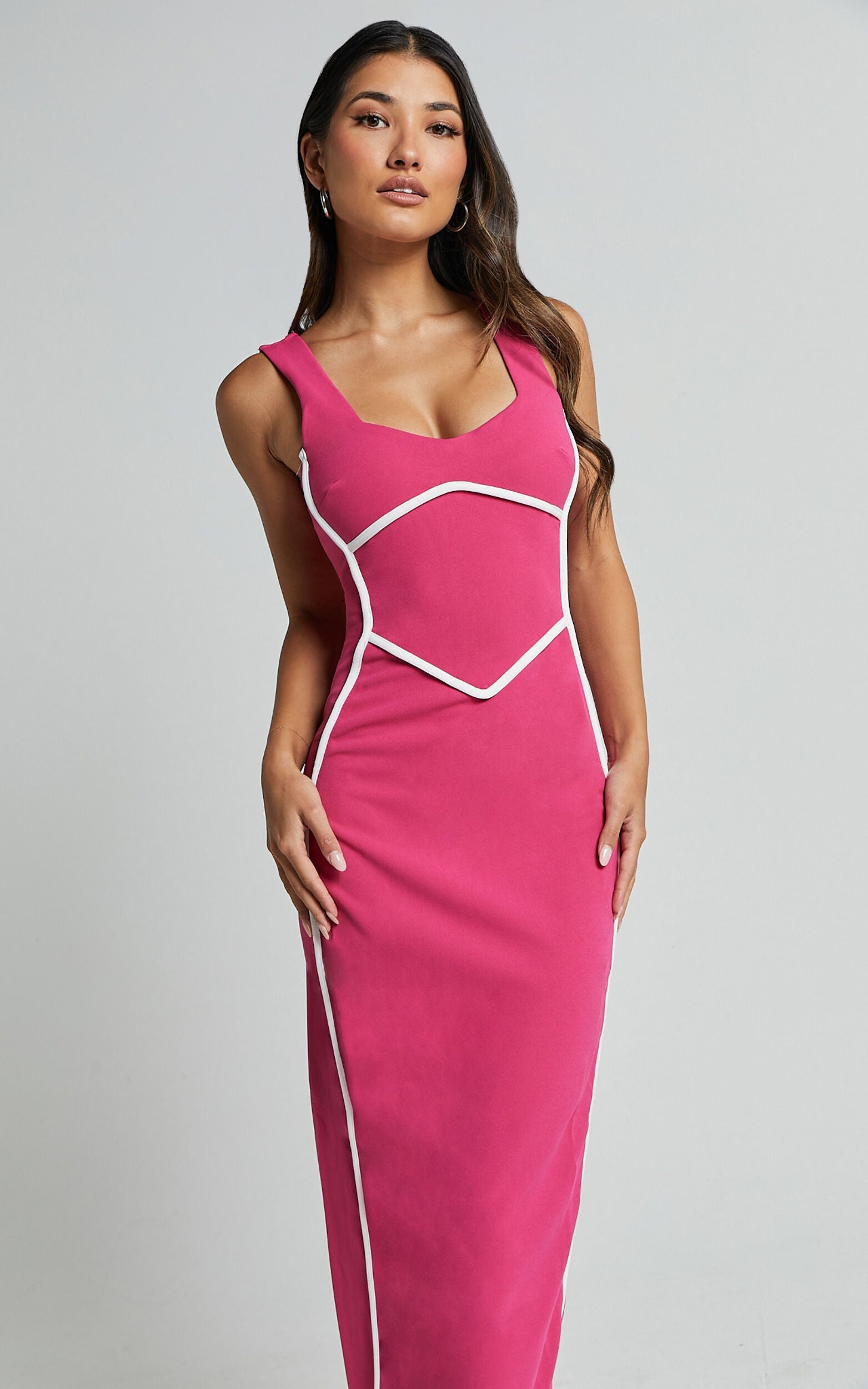 Bodycon maxiklänning med rund hals