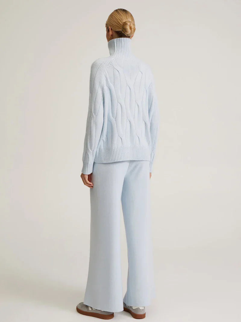 Set med strukturerad polotröja och byxor