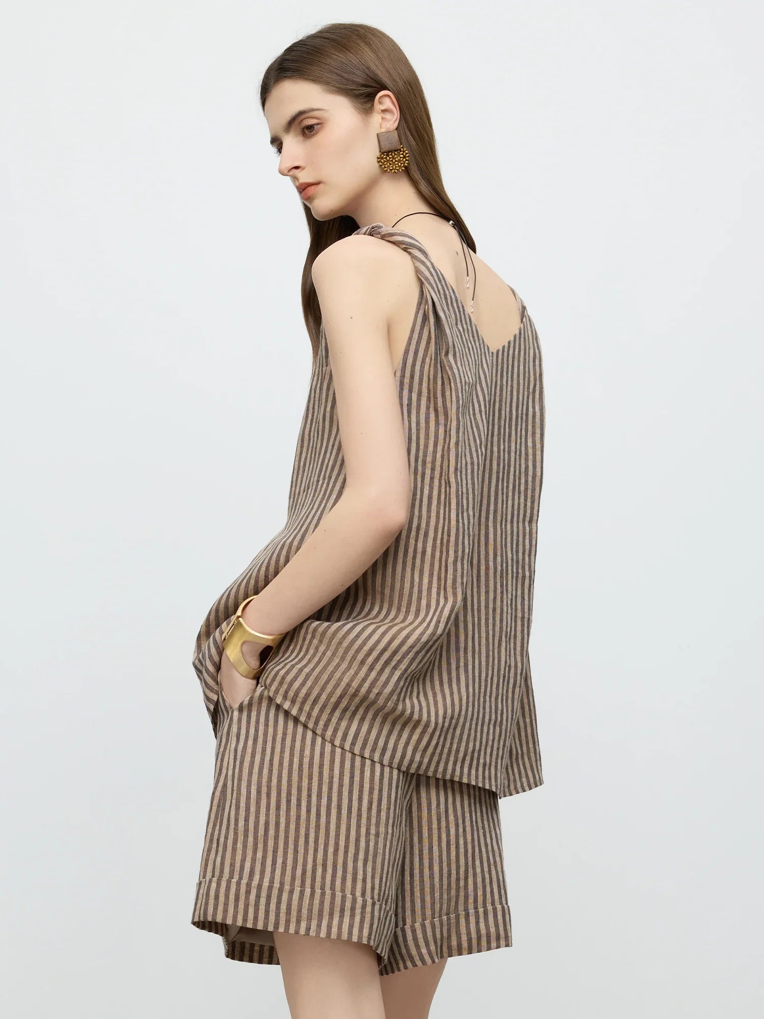 Randig sommartopp och shorts i linne