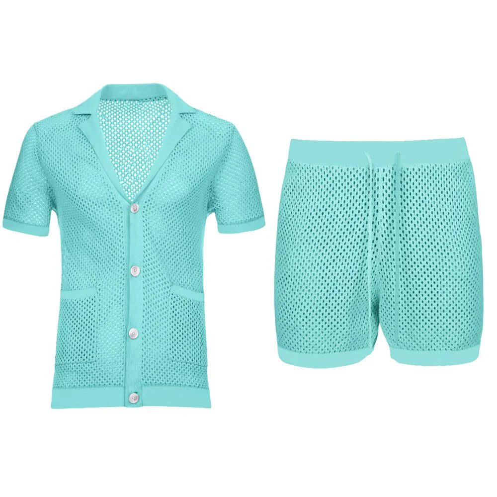 Utskärning av genomskinlig skjorta och shorts