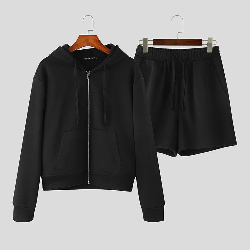 Lå ngärmad sweatshirt och huvshorts