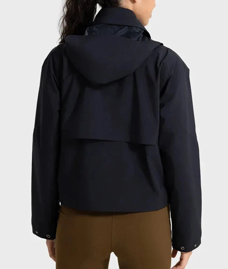 Vattentät och avtagbar jacka som andas