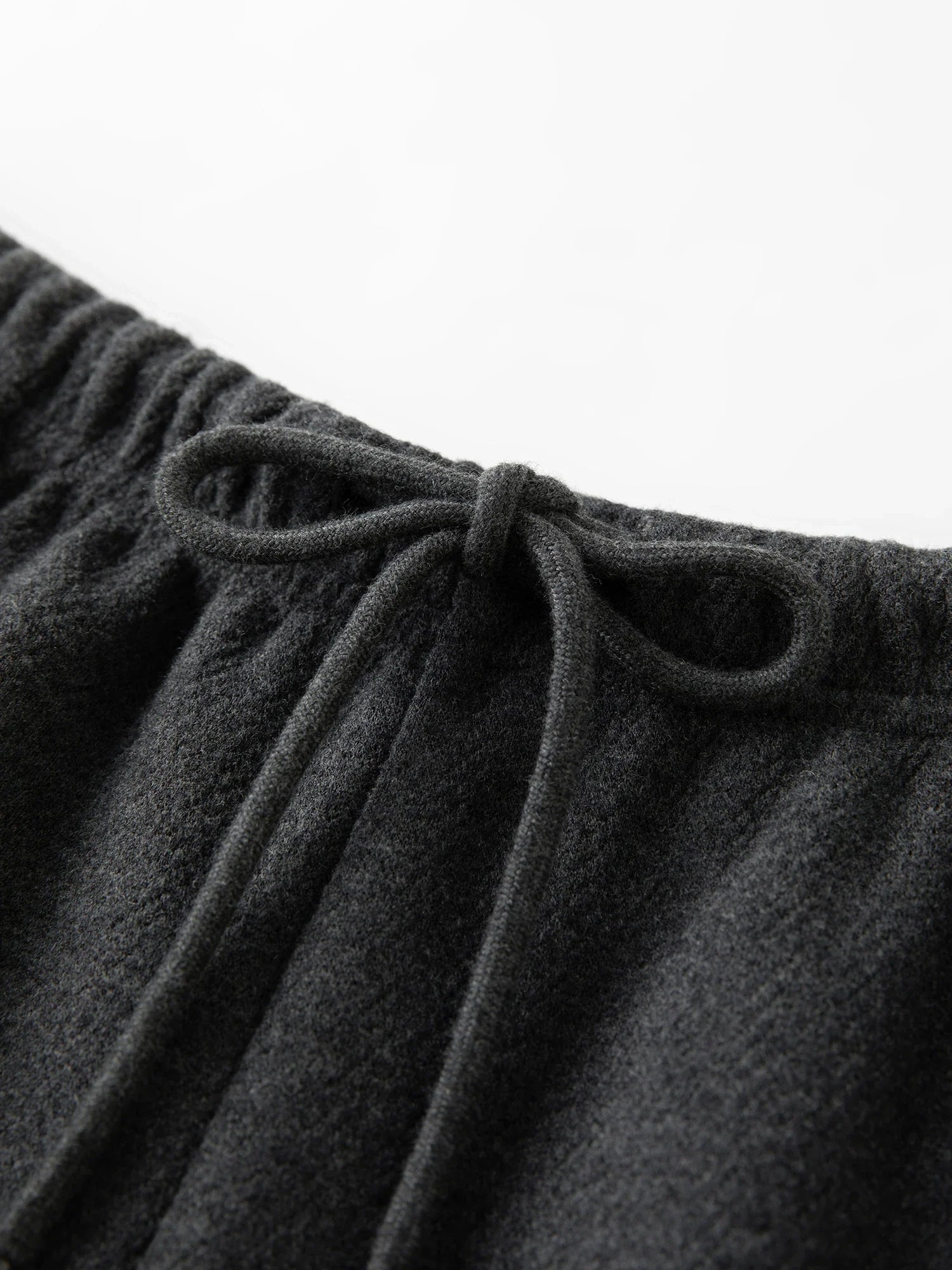 Avslappnade raka byxor