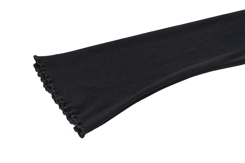 Off shoulder stickad svart klänning