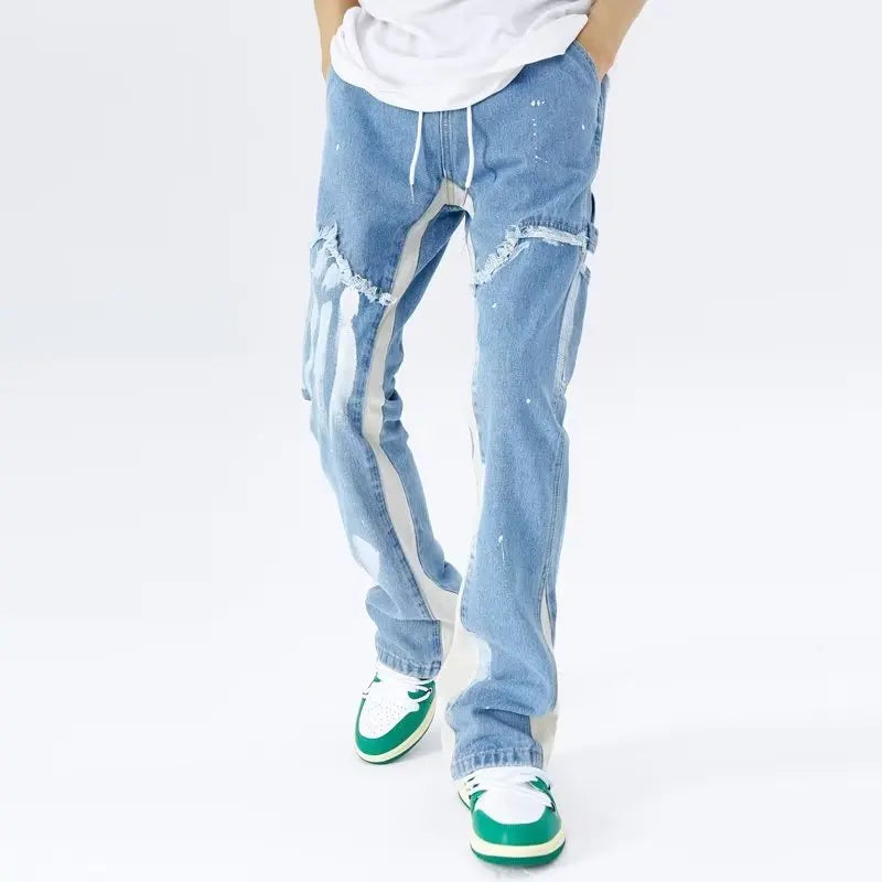 Baggy flare jeans i streetwear-stil