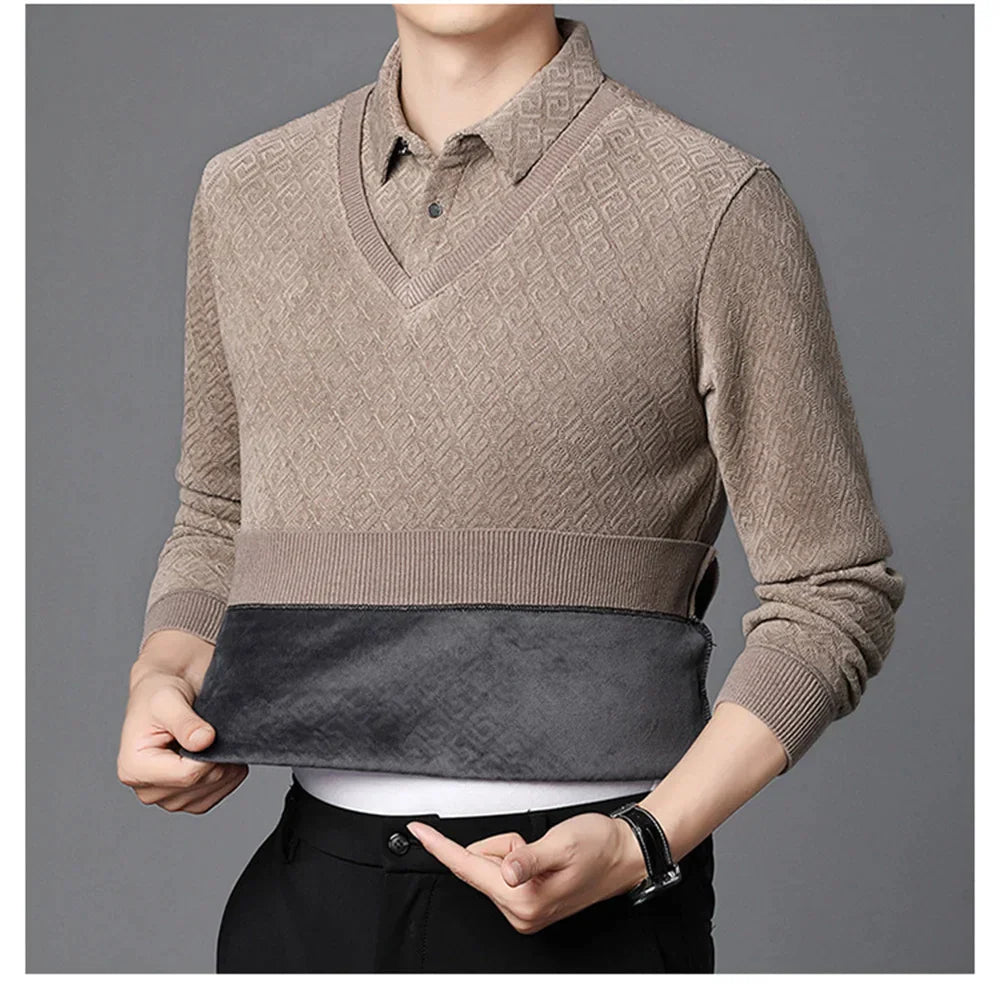 Två delad stickad tröja