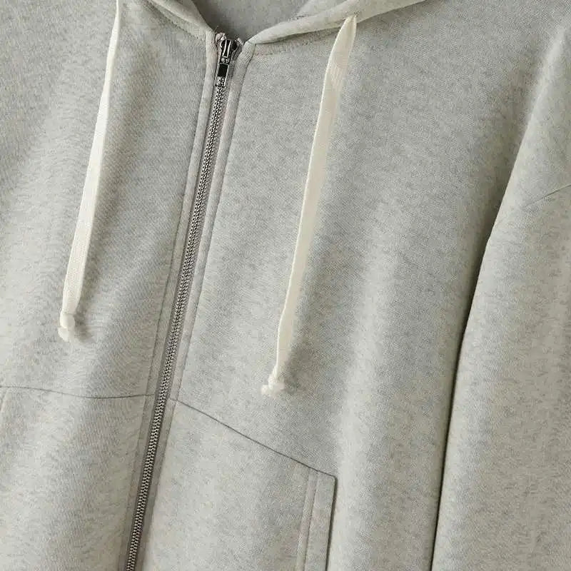 Lå ngärmad sweatshirt och huvshorts