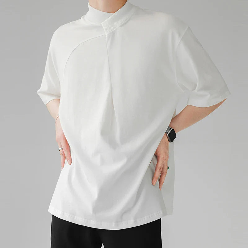 T-shirt med turtleneck och korta ärmar