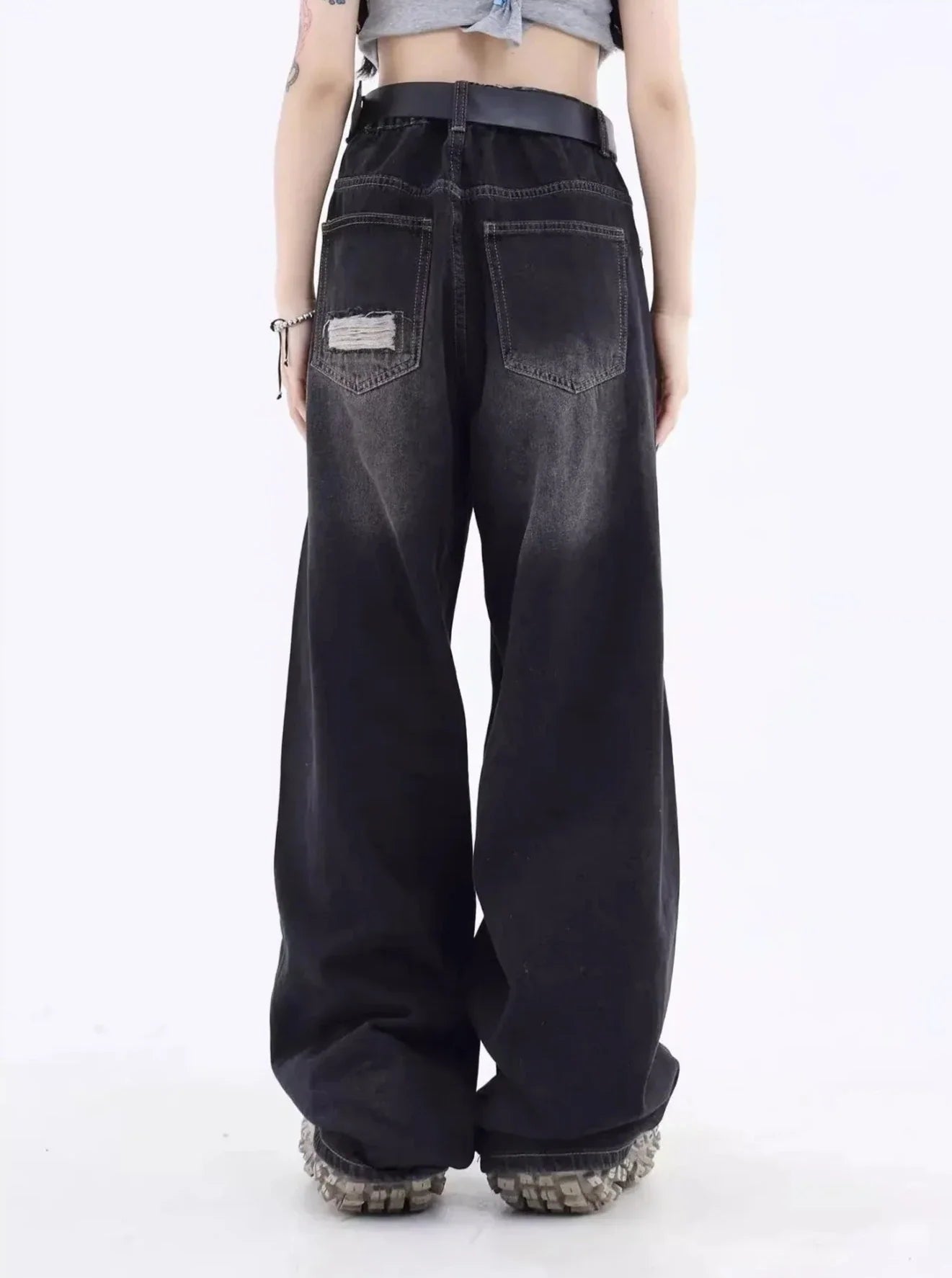 Slitna lösa jeans