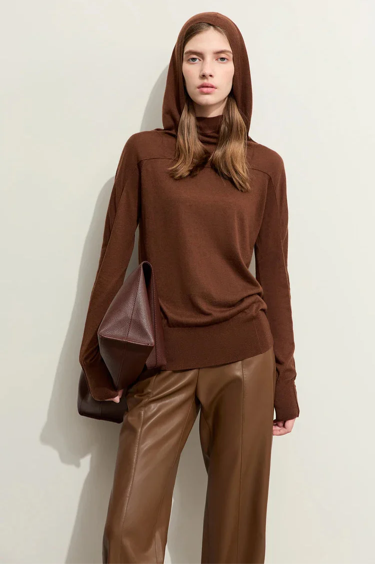 Slim-fit tröja med huva