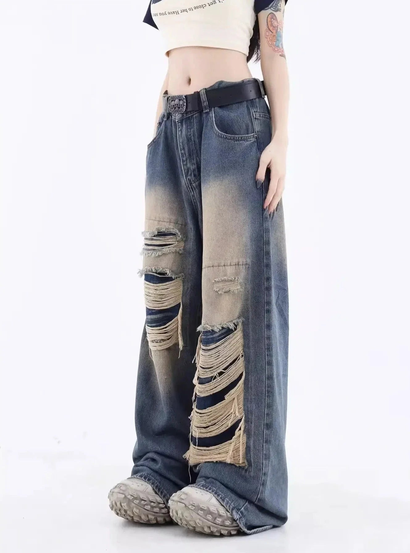 Slitna lösa jeans