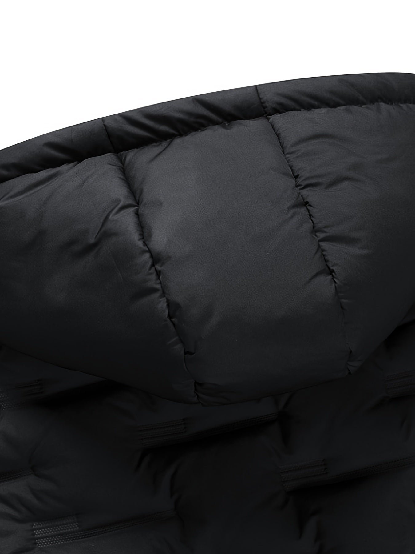 Vadderad väst med huva och dragkedja