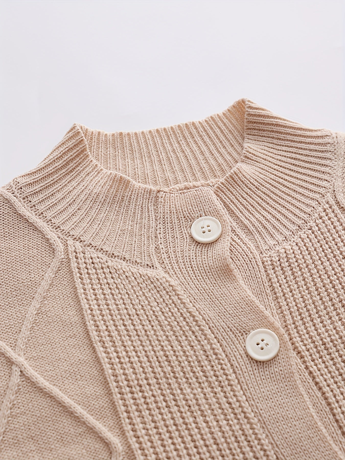 Elegant kofta med hög stretch i beige
