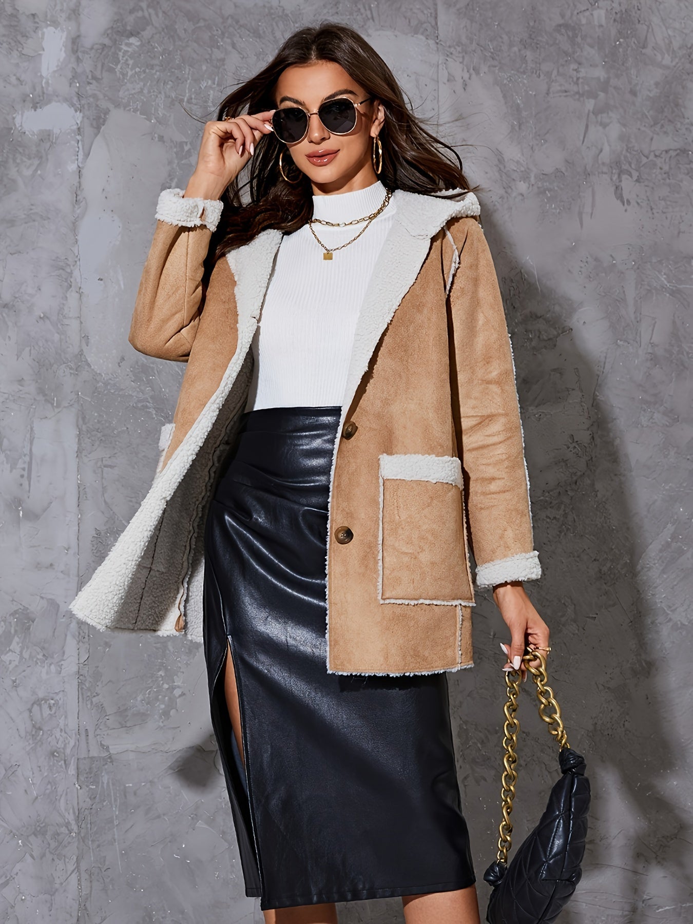 Beige fluffig jacka