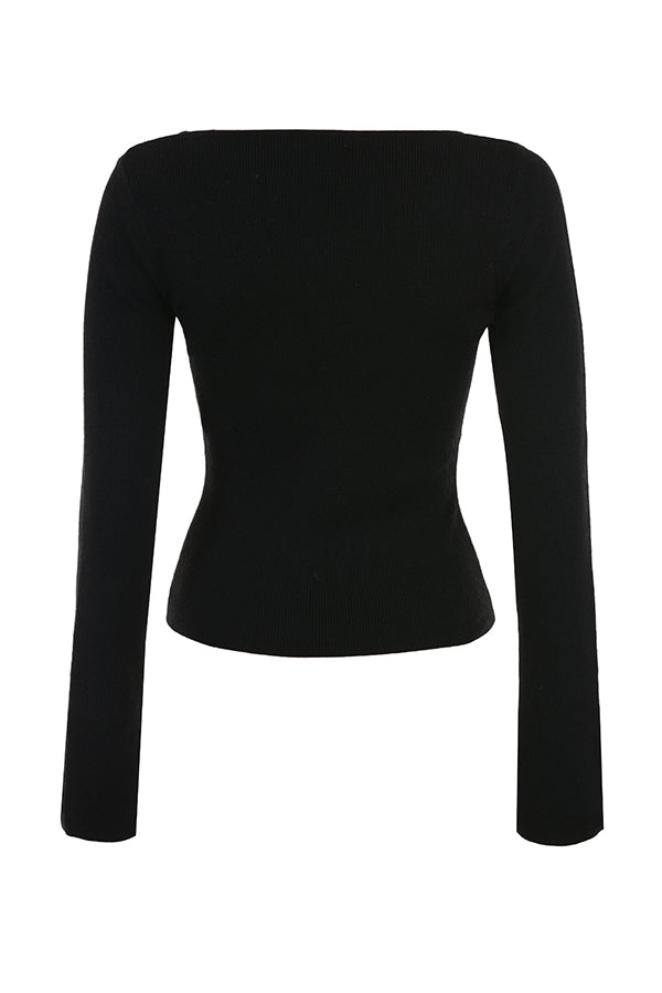 Topp med svart spetskant