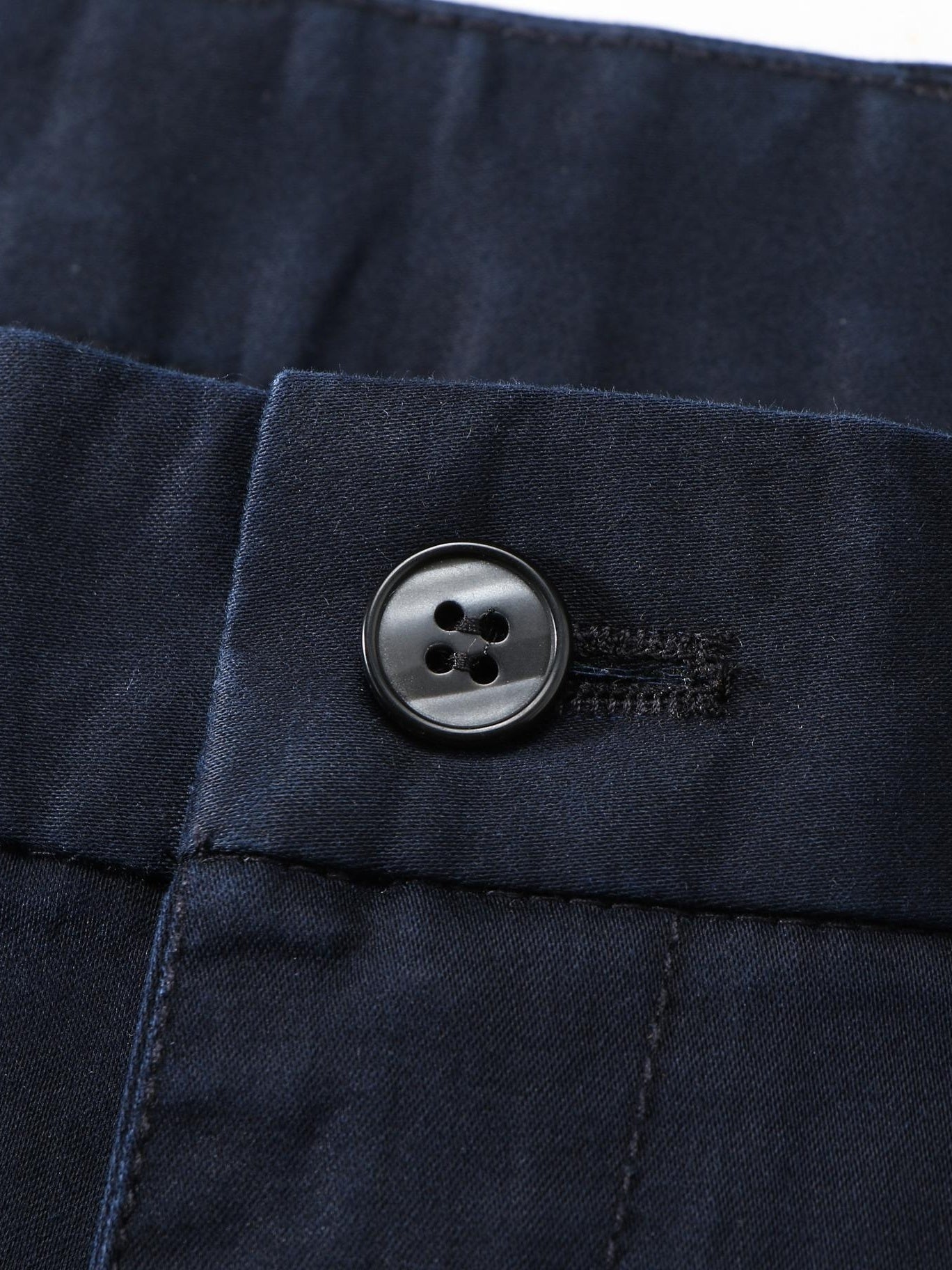 Klassiska, lätt stretchiga byxor för män