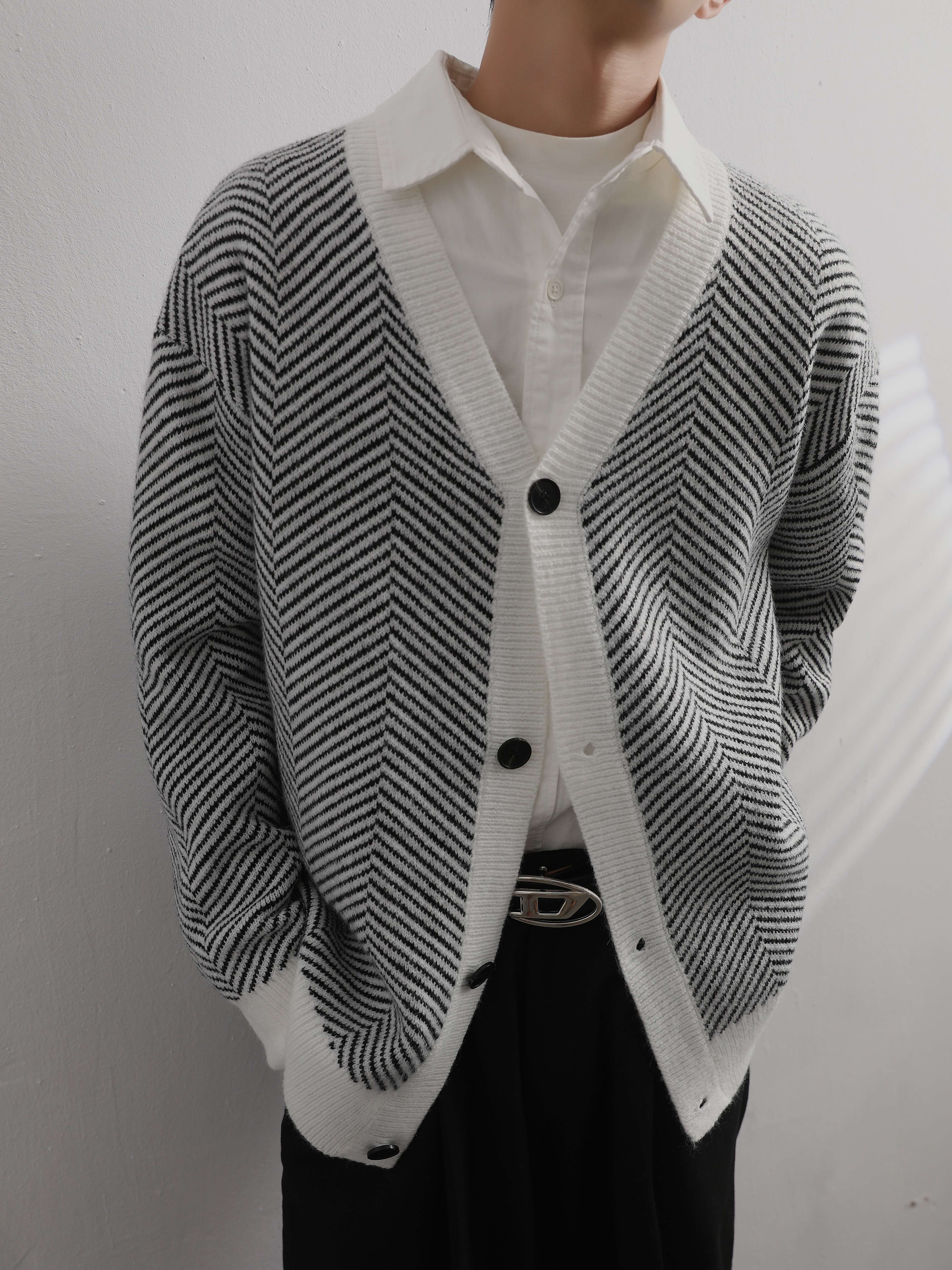 Snygg randig lös cardigan