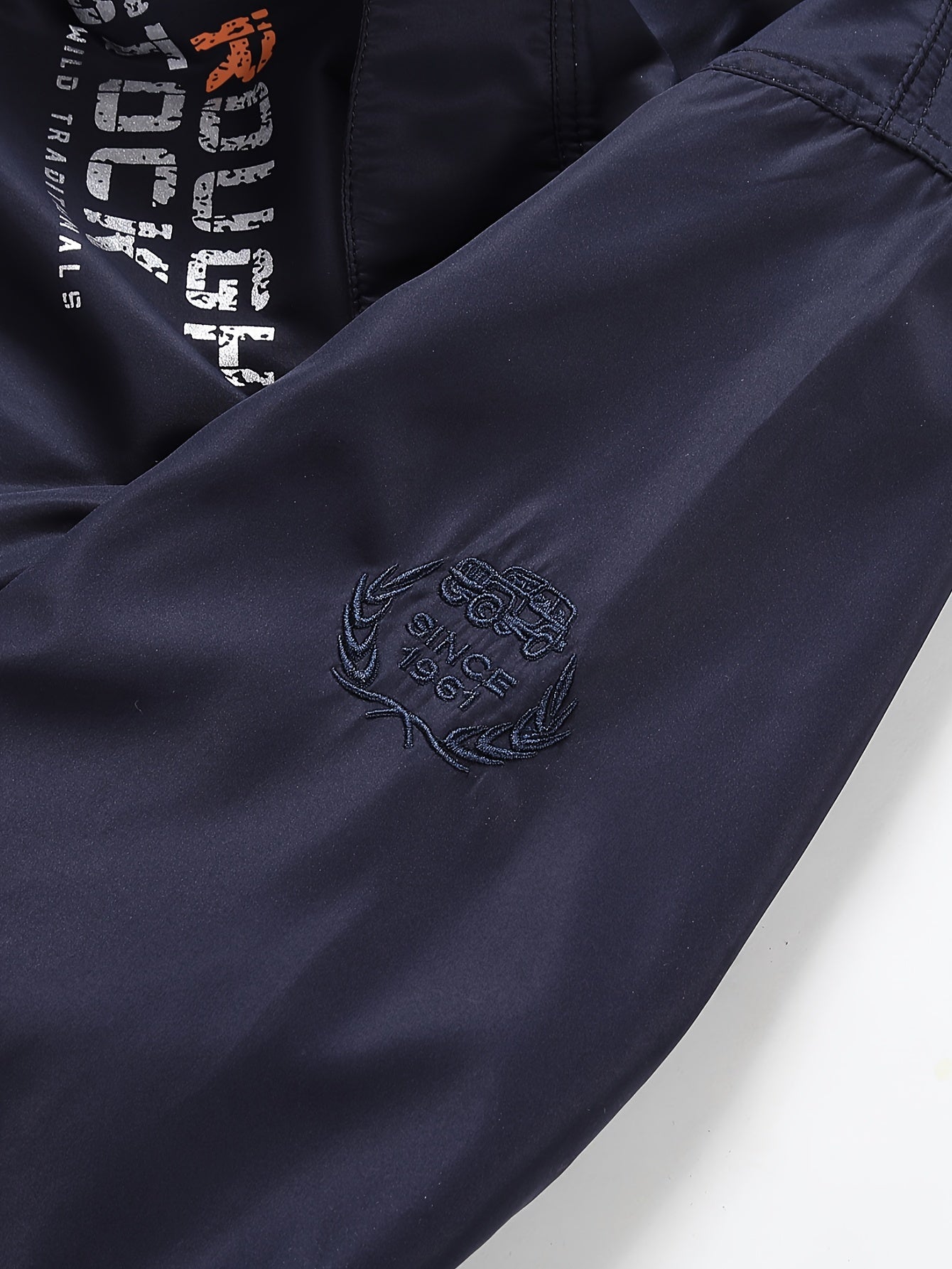 Varm fleecejacka med fickor med lock