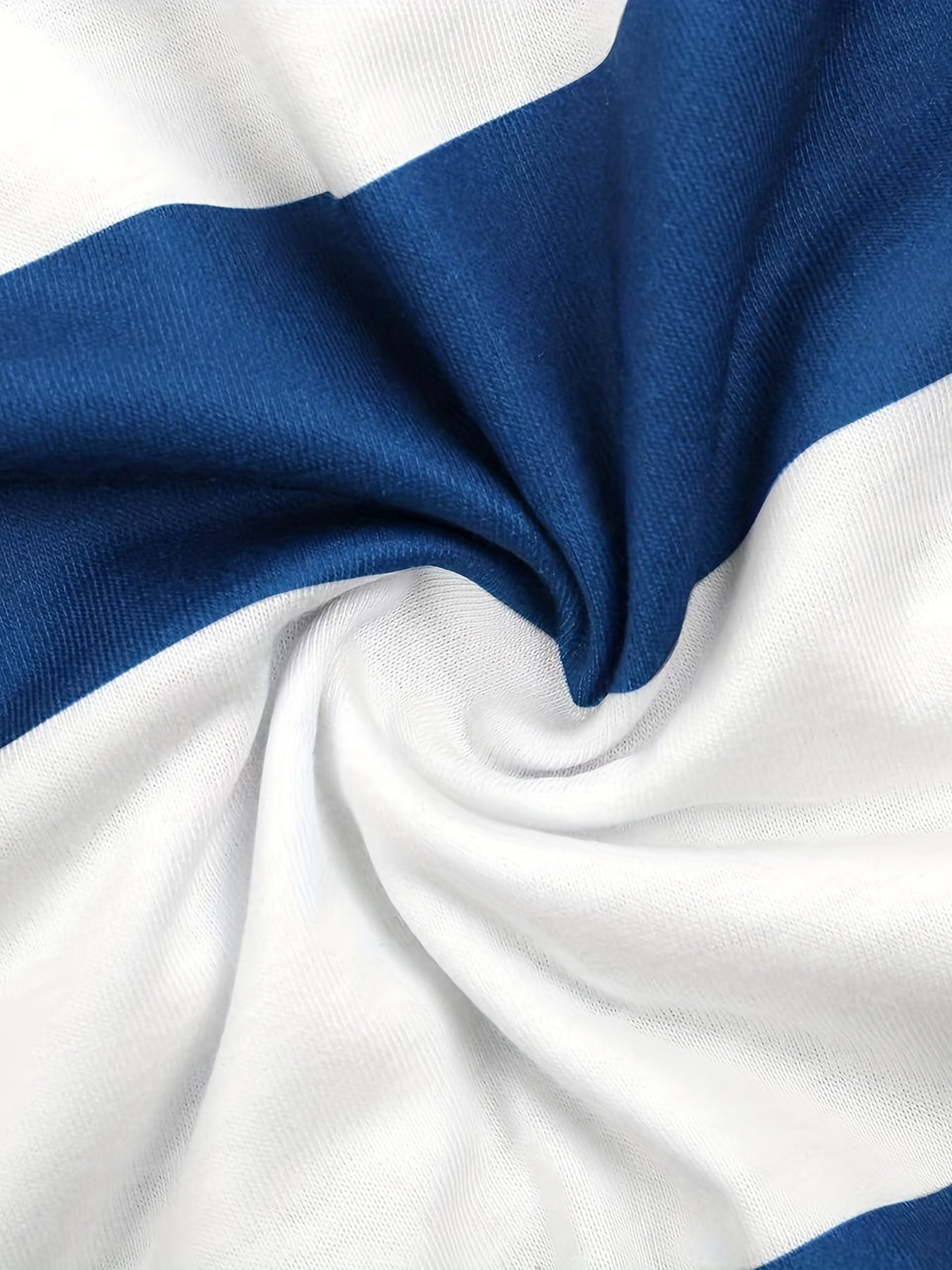 Casual klänning med korta ärmar och randig design