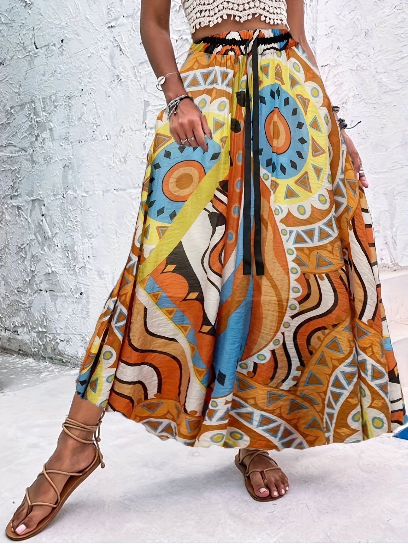 Plisserade kjolar med prickar för sommaren