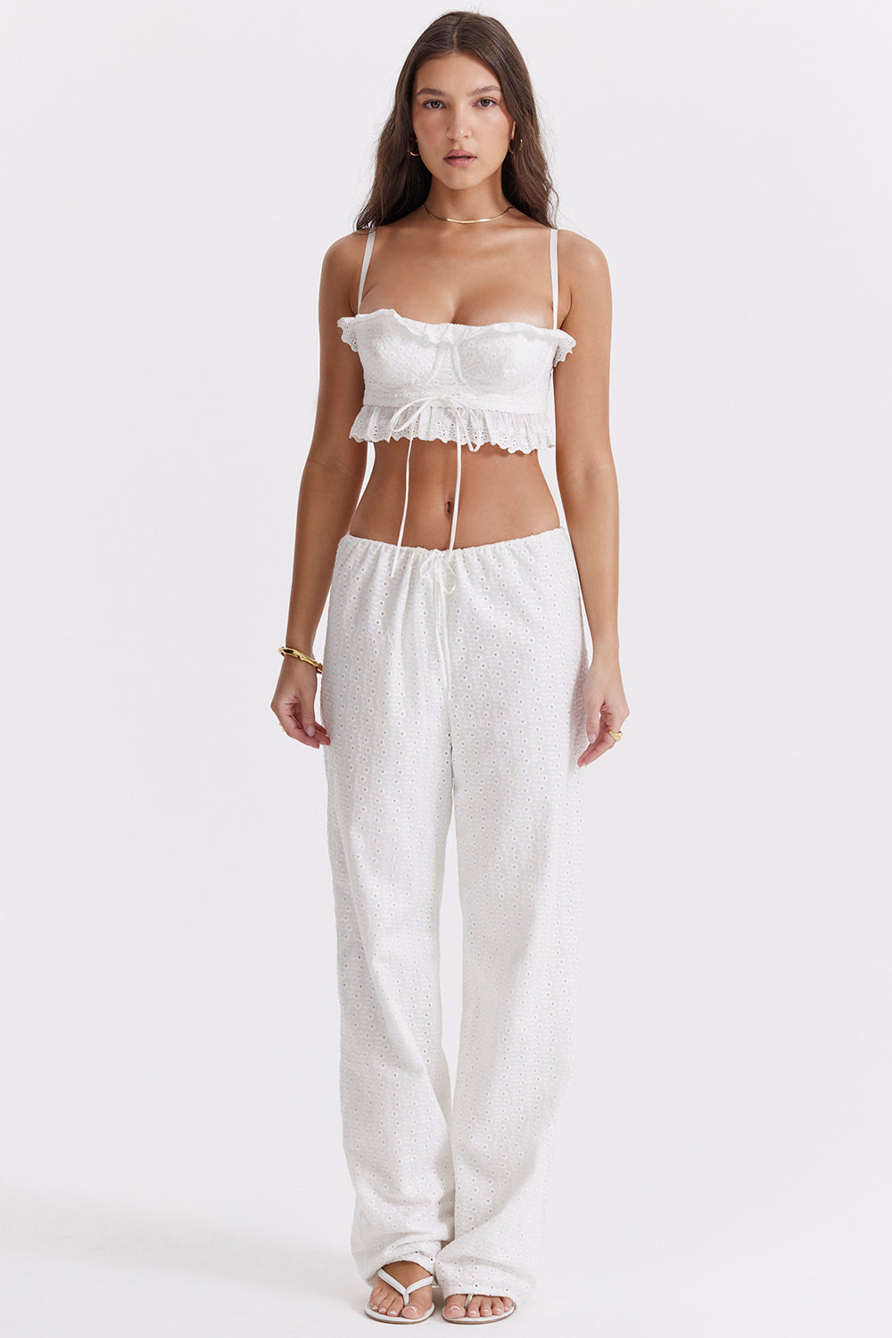 Vit broderie anglais bralette topp med byxor