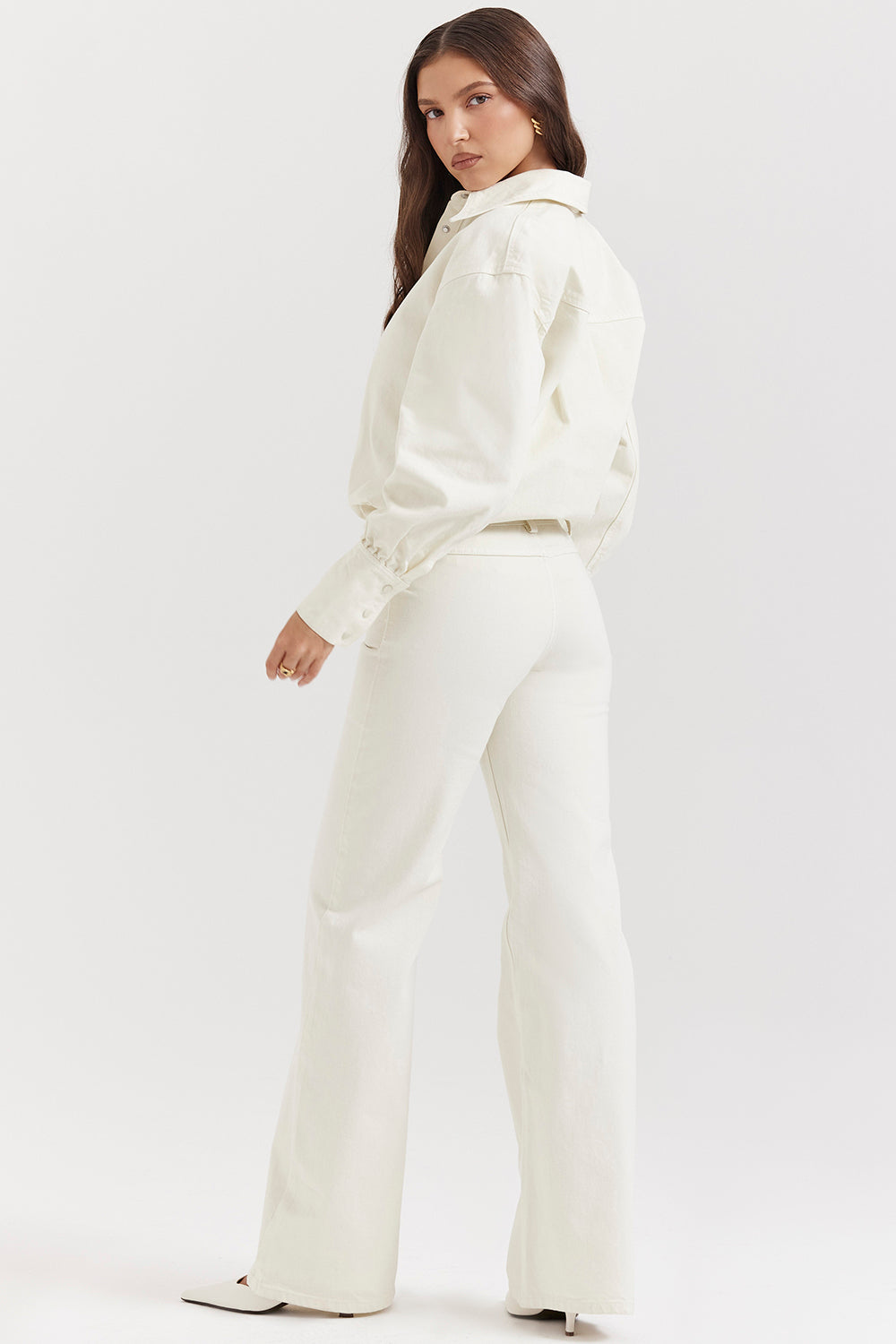 Ivory jeansskjorta med utsvängda jeans med vida ben