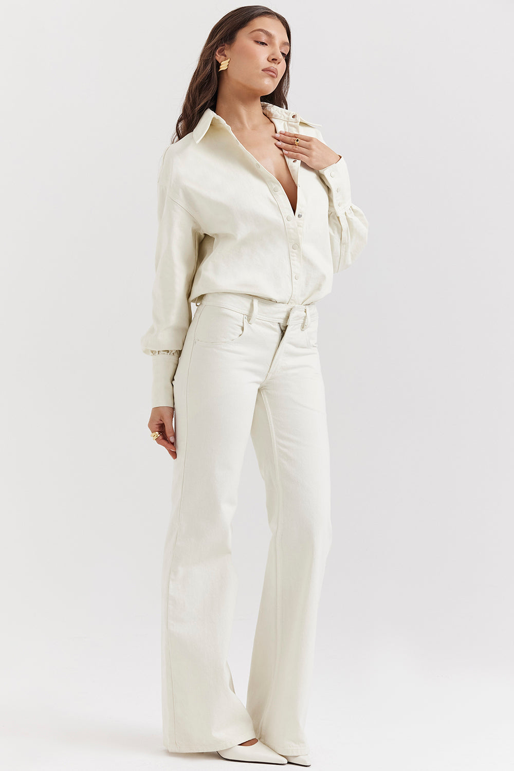 Ivory jeansskjorta med utsvängda jeans med vida ben