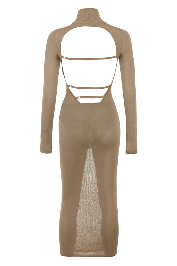 Brun stickad midiklänning