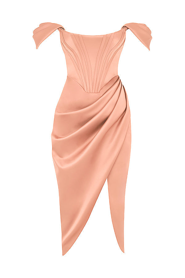 Off shoulder klänning i satin