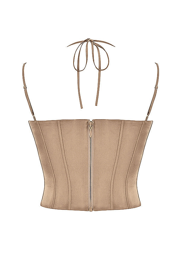 Satinkorsett med midikjol med snörning