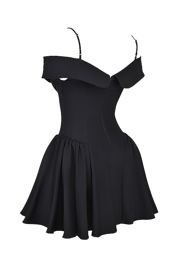 Off shoulder miniklänning