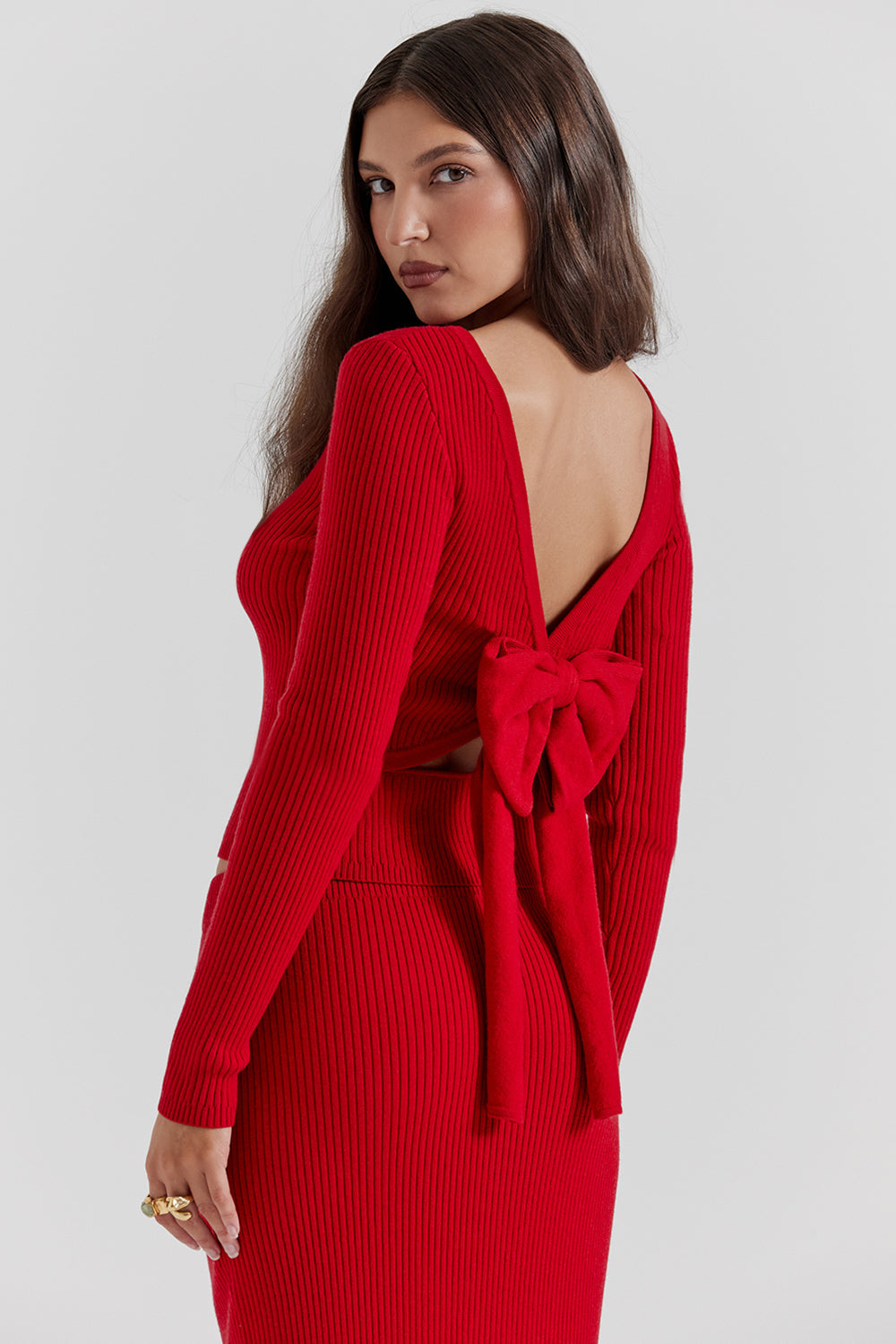 Scarletröd kashmirmixtröja med rosett